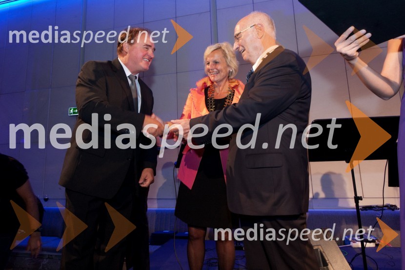 ..., Barbara Kamler Wild, guvernerka distrikta 1910 in Stanko Ojnik, prvi guverner Distrikta 1912Slovesnost ob ustanovitvi Rotary International District 1912