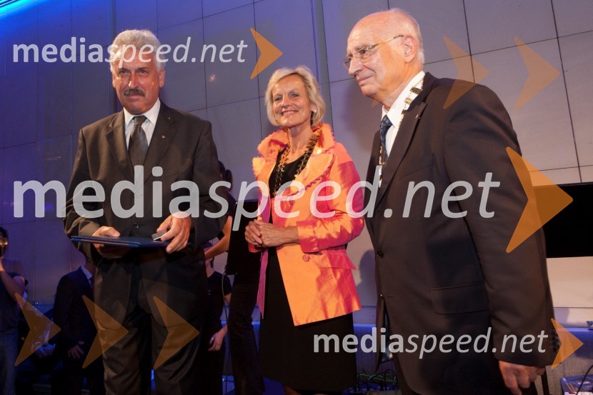 ..., Barbara Kamler Wild, guvernerka distrikta 1910 in Stanko Ojnik, prvi guverner Distrikta 1912Slovesnost ob ustanovitvi Rotary International District 1912