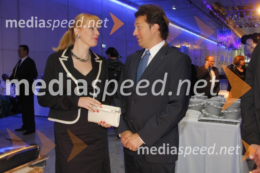 Matjaž Ješovnik in soproga NatalijaSlovesnost ob ustanovitvi Rotary International District 1912