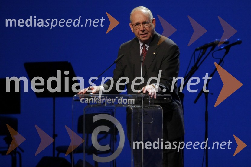 Ray Klinginsmith, predsednik Rotary InternationalSlovesnost ob ustanovitvi Rotary International District 1912