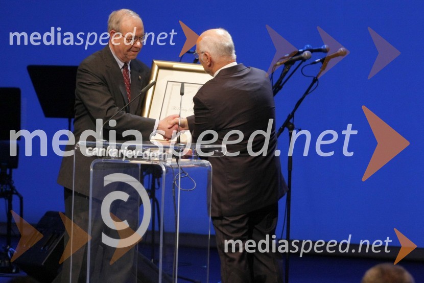 Ray Klinginsmith, predsednik Rotary International in Stanko Ojnik, prvi guverner Distrikta 1912Slovesnost ob ustanovitvi Rotary International District 1912