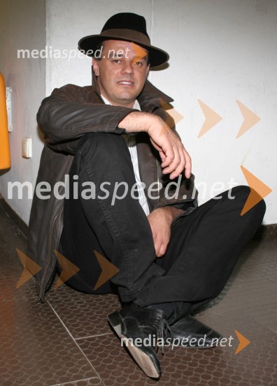 Branko Jovanović Vunjak – Brendi, pevecV spomin: Branko Jovanović Vunjak – Brendi, pevec