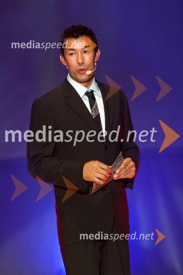 Taiji Tokuhisa, povezovalec programa in manekenModni spektakel idrijske čipke