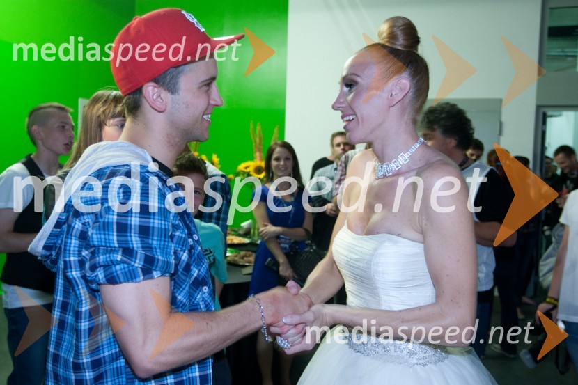 Član skupine The Artifex in Julija Kramar, zmagovalka oddaje Slovenija ima talentSlovenija ima talent, veliki finale