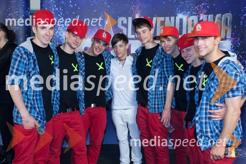 Jaka Vižintin in člani skupine The ArtifexSlovenija ima talent, veliki finale