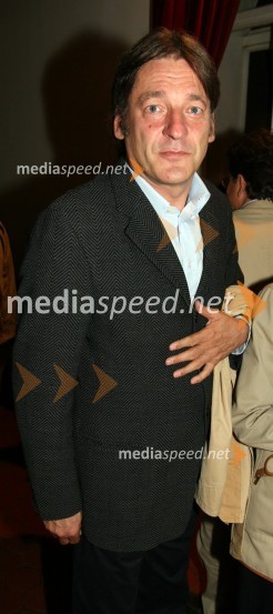 Vasko Simoniti, minister za kulturoSlovenska popevka