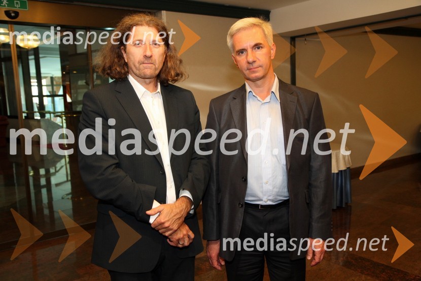 Poslovni partner Lisce iz Avstrije in Ivan Kunst, direktor Lisce v NemčijiLisca, predstavitev kolekcije Lisca za sezono pomlad in poletje 2012