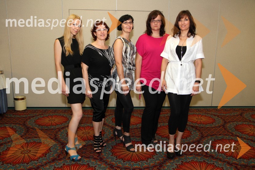 Maja Ratajc, kreatorka Cheek by Lisca, Marjana Češnjevar, kreatorka kopalk Lisca Fashion, Melita Letnar, kreatorka perila Lisca Fashion, Ksenja Dermelj, kreatorka kopalk Lisca in Suzana Gorišek, kreatorka Lisca SelectionLisca, predstavitev kolekcije Lisca za sezono pomlad in poletje 2012