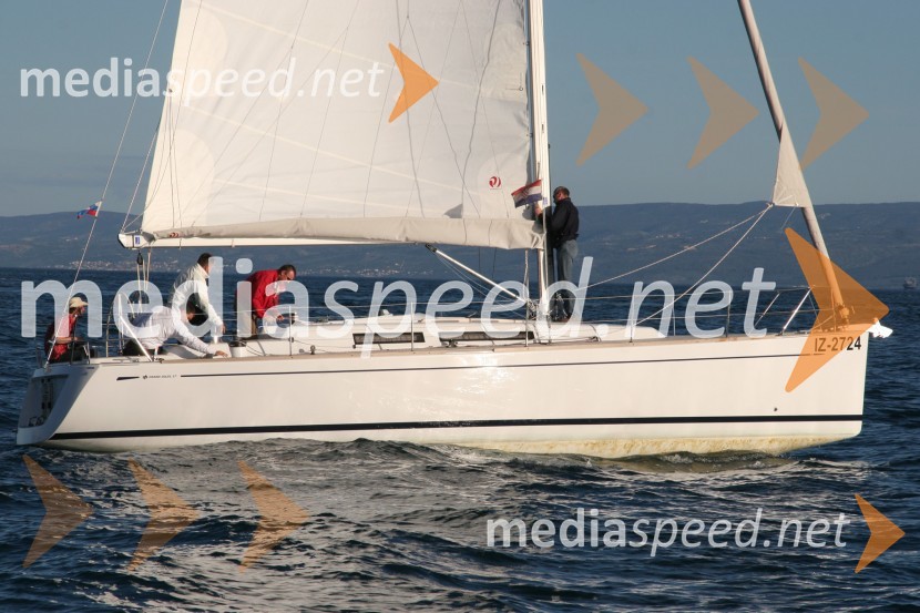 Jadrnica Grand Soleil 37Jadrnica Grand Soleil 37, test