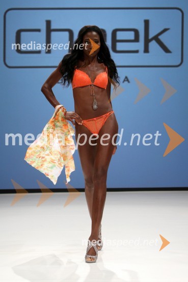 Bali Lawal, manekenkaLisca, predstavitev kolekcije Lisca za sezono pomlad in poletje 2012