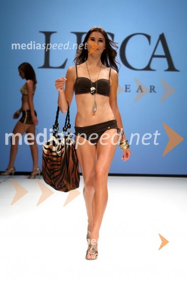Sandra Arpovič, manekenkaLisca, predstavitev kolekcije Lisca za sezono pomlad in poletje 2012