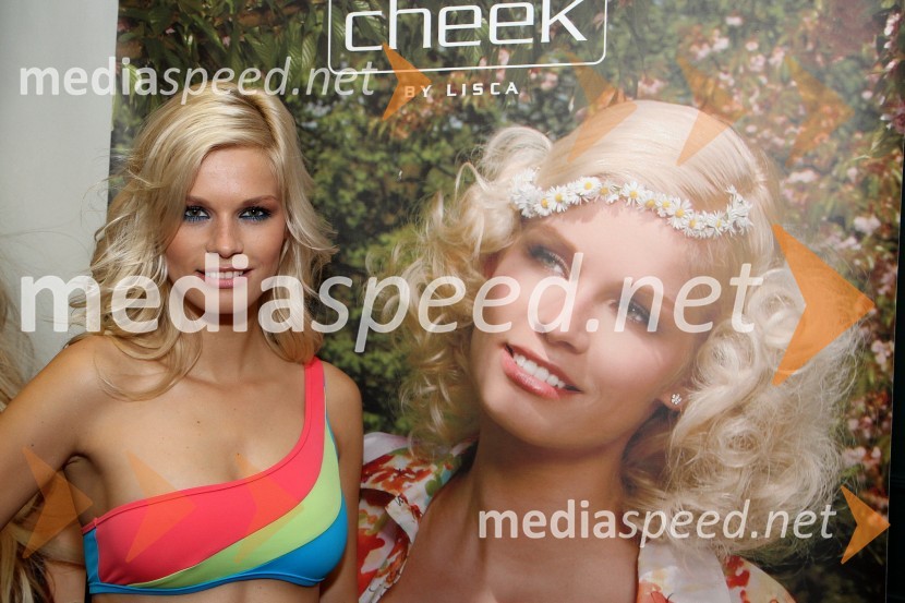 Natalija Osolnik, manekenkaLisca, predstavitev kolekcije Lisca za sezono pomlad in poletje 2012