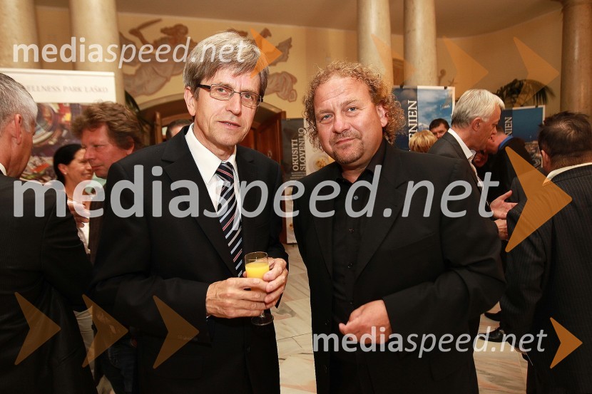 Jan Ciglenečki, direktor predstavništva Slovenske turistične agencije v Avstriji in Darko Brlek, direktor Festivala LjubljanaOkusi Slovenije v Celovcu, sprejem ob 20. obletnici državnosti Slovenije