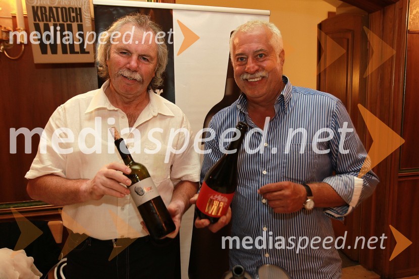 Branko Čotar, vinar in Marko Kratochwill, pivarOkusi Slovenije v Celovcu, sprejem ob 20. obletnici državnosti Slovenije