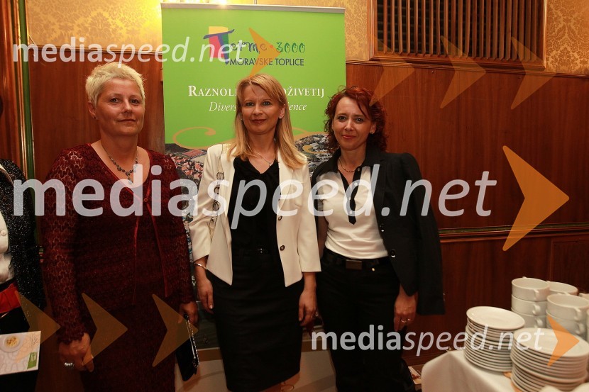 Ivanka Ajlec, direktorica Terme 3000, Maja Pak, direktorica STO in Metka Erjavec-Granov, direktorica regionalne prodaje Sava hoteliOkusi Slovenije v Celovcu, sprejem ob 20. obletnici državnosti Slovenije
