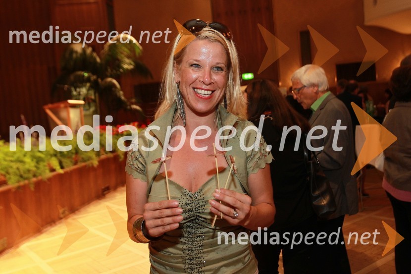 Petra Rutar, direktorica vinoteke BrdaOkusi Slovenije v Celovcu, sprejem ob 20. obletnici državnosti Slovenije