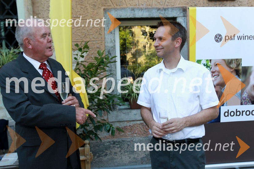 Janko Puklavec, solastnik podjetij P&F Jeruzalem Ormož in P&F Ljutomerčan in dr. Peter GroznikMlado in staro za dobrodelnost: Predstavitev novega letnika vin in dobrodelna dražba P&F Jeruzalem Ormož in Ljutomer
