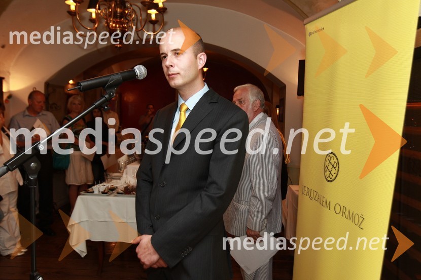 Mitja Herga, direktor za enologijo ter razvoj vinogradništva in vinarstva pri P&F Jeruzalem Ormož ter P&F Jeruzalem LjutomerMlado in staro za dobrodelnost: Predstavitev novega letnika vin in dobrodelna dražba P&F Jeruzalem Ormož in Ljutomer