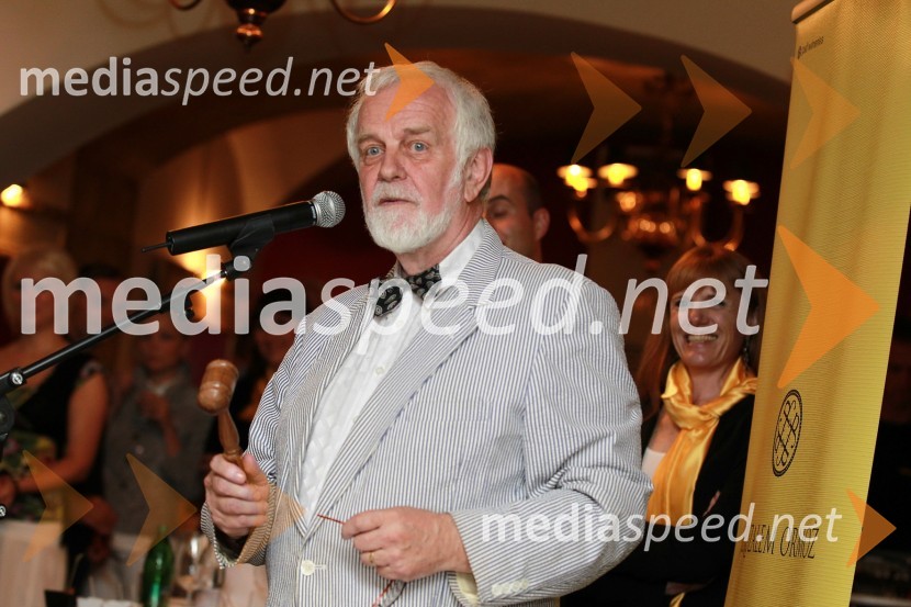 Mitja Meršol, licitatorMlado in staro za dobrodelnost: Predstavitev novega letnika vin in dobrodelna dražba P&F Jeruzalem Ormož in Ljutomer