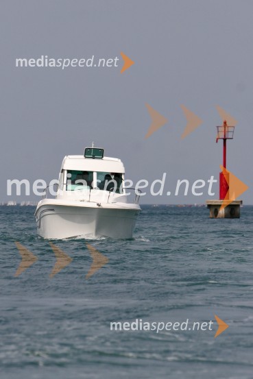 Beneteau Antares 6.6Beneteau Antares 6.6, test