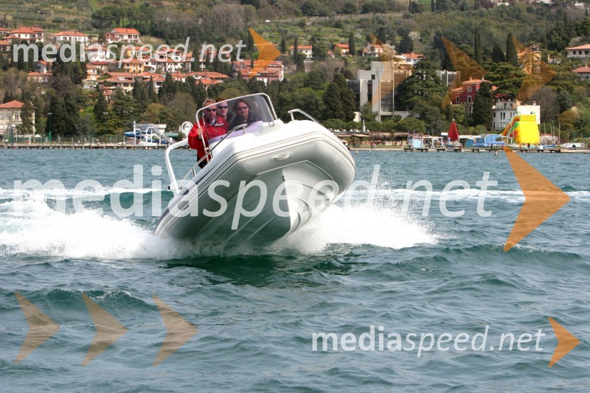 Grand Silver Line Cruisers S650Grand Silver Line Cruisers S650, test