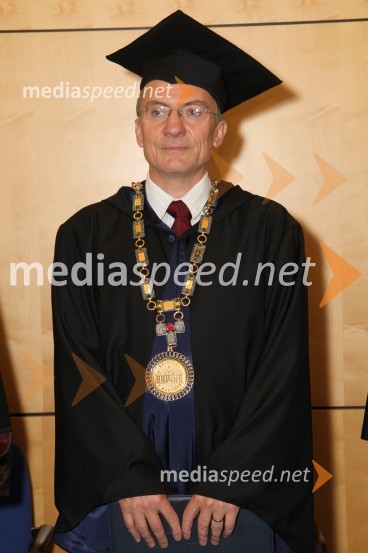 Prof. dr. Danijel Rebolj, rektor Univerze v MariboruUniverza v Mariboru, Promocija doktorjev znanosti
