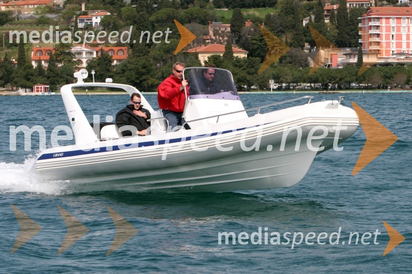 Grand Silver Line Cruisers S650Grand Silver Line Cruisers S650, test