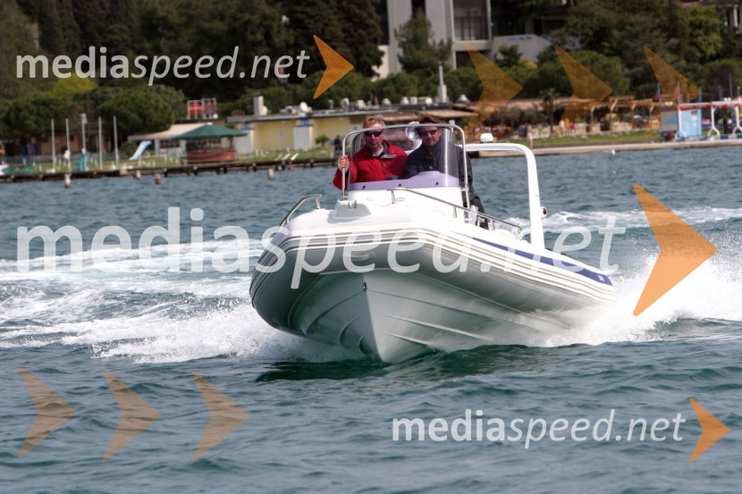 Grand Silver Line Cruisers S650Grand Silver Line Cruisers S650, test