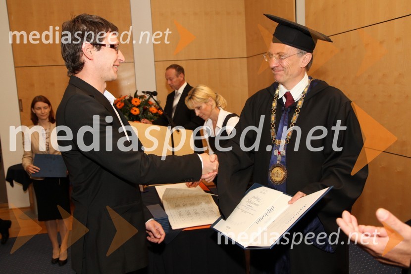 Dr. Niko Rozman, Fakulteta za strojništvo Univerze v Mariboru in prof. dr. Danijel Rebolj, rektor Univerze v MariboruUniverza v Mariboru, Promocija doktorjev znanosti