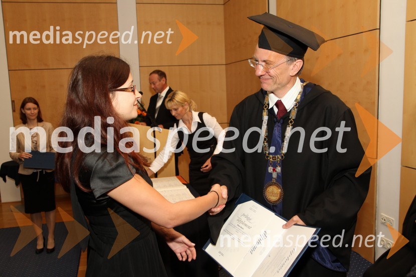 Dr. Maša Skelin, Medicinska fakulteta v Mariboru in prof. dr. Danijel Rebolj, rektor Univerze v MariboruUniverza v Mariboru, Promocija doktorjev znanosti