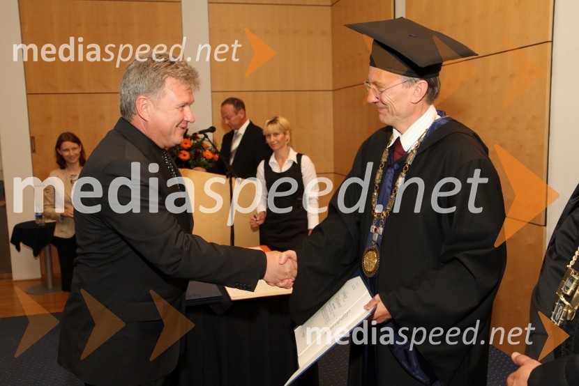 Dr. Ljubo Vošnjak, Fakulteta za varnostne vede in prof. dr. Danijel Rebolj, rektor Univerze v MariboruUniverza v Mariboru, Promocija doktorjev znanosti
