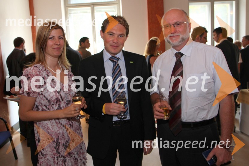 ..., dr. Gorazd Justinek, Ekonomsko poslovna fakulteta Univerze v Mariboru, prof. dr. Damijan Mumel, Ekonomsko poslovna fakulteta Univerze v MariboruUniverza v Mariboru, Promocija doktorjev znanosti