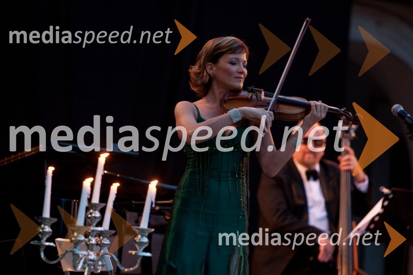 Katica Illenyi, violinistkaKresna noč 2011, druženje Lions kluba Ljubljana Iliria