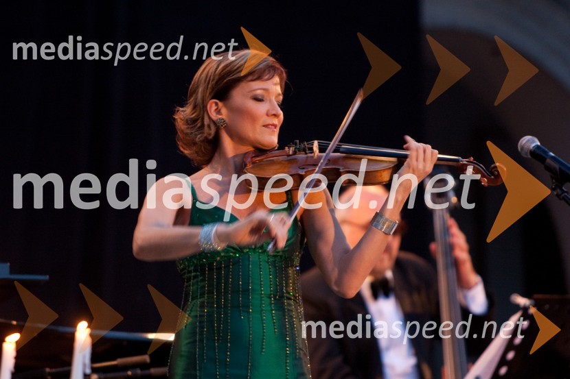 Katica Illenyi, violinistkaKresna noč 2011, druženje Lions kluba Ljubljana Iliria