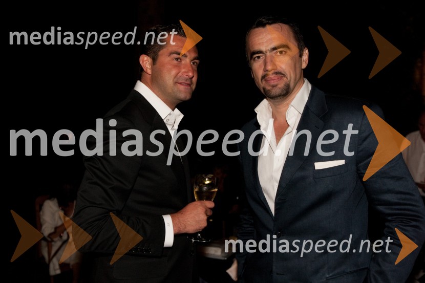 Roman Horvat, direktor in lastnik agencije Escape in Vojislav - Vojo Kovač, podjetnik, častni konzul Črne Gore v SlovenijeKresna noč 2011, druženje Lions kluba Ljubljana Iliria