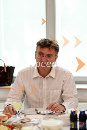 Prof. dr. Danijel Rebolj, rektor Univerze v MariboruVodstvo Univerze v Mariboru