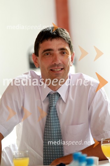 Prof. dr. Tomaž Kern, prorektor za informacijsko tehnologijo UMVodstvo Univerze v Mariboru