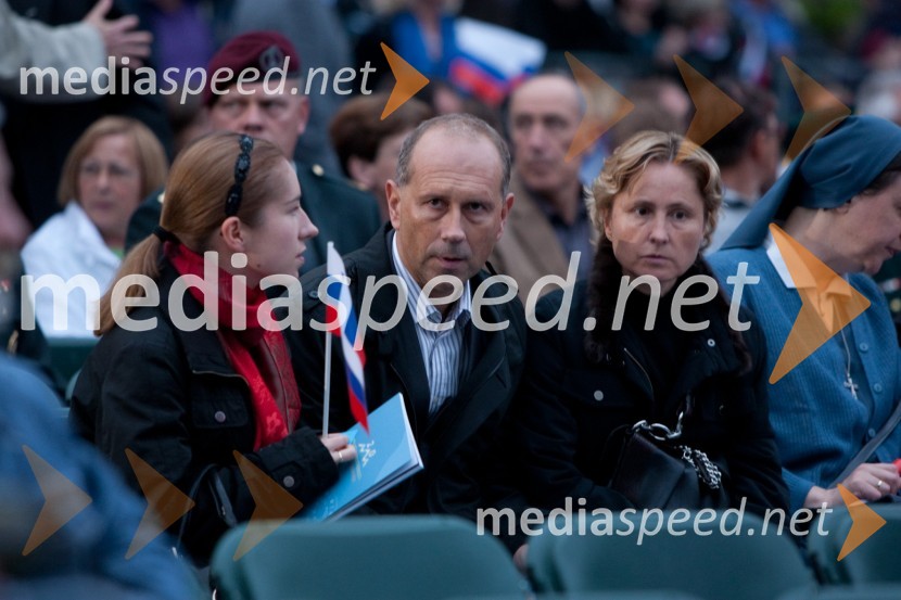 Bojan Petan, predsednik uprave DZS in soproga Ada De Costa Petan, izvršna direktorica podjetja DZS d.d.Osrednja državna počastitev dneva državnosti in 20. obletnice samostojnosti Slovenije