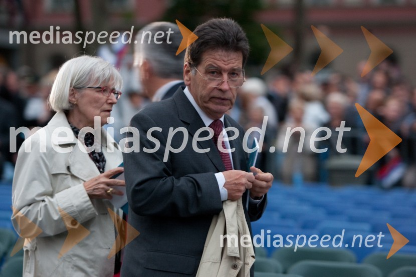 Samo Pahor, borec za pravice slovenske narodne skupnosti v sosednji ItalijiOsrednja državna počastitev dneva državnosti in 20. obletnice samostojnosti Slovenije