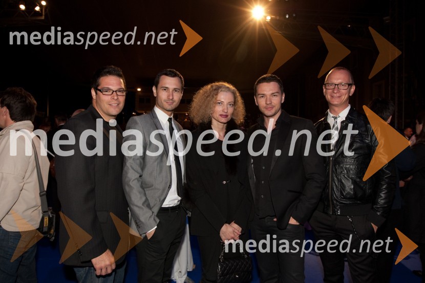 Igor Đukić, Gregor Bolčina, moderator na Radio 1, Hermina Kovačič, novinarka, Mare Bačnar, moderator na Radio 1 in Uroš Smolej, igralecOsrednja državna počastitev dneva državnosti in 20. obletnice samostojnosti Slovenije