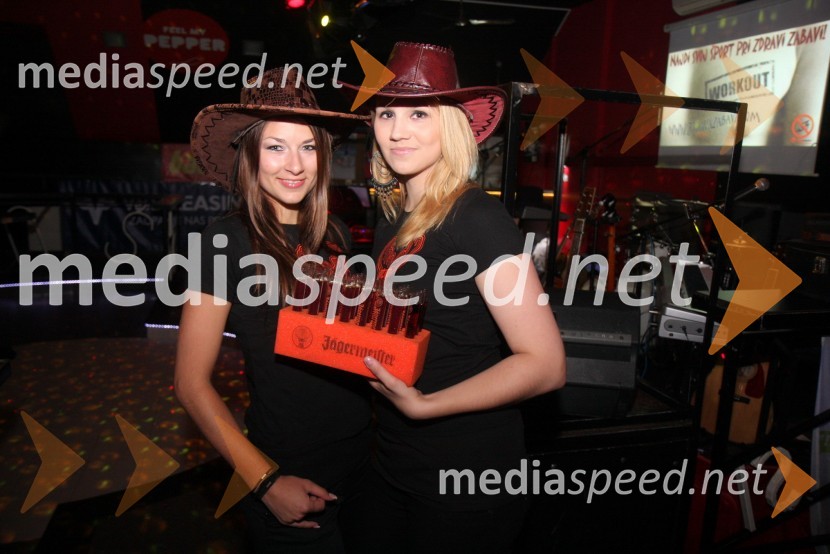 Hostesi19. Festival Lent 2011, otvoritveni vikend- petek