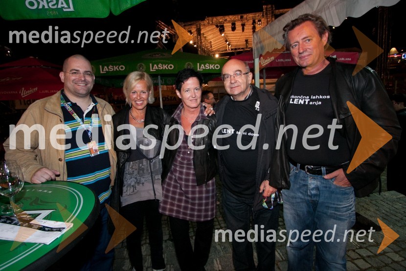 Matej Rotovnik, Vita Rukavina, Irena Kajnč, arhitektka, Mitja Rotovnik, direktor Cankarjevega doma in Vladimir Rukavina Gogo, direktor Narodnega doma19. Festival Lent 2011, otvoritveni vikend- petek