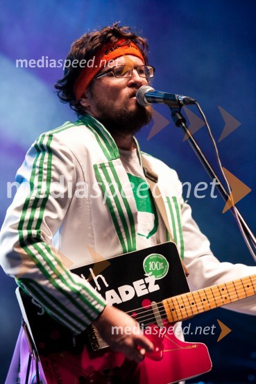 Igor Bračič, Slon in Sadež19. Festival Lent 2011, otvoritveni vikend- petek