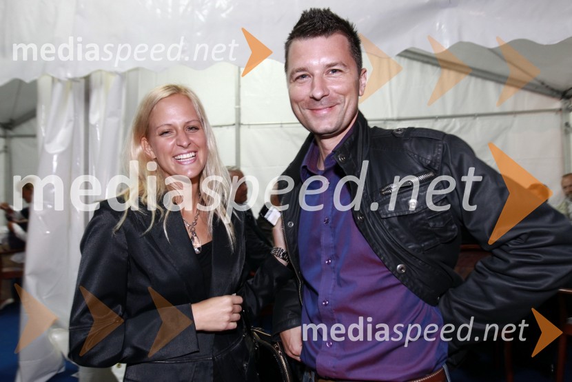 Anja Kolšek, višja svetovalka župana MOM in Simon Potrč, MOM19. Festival Lent 2011, otvoritveni vikend- petek