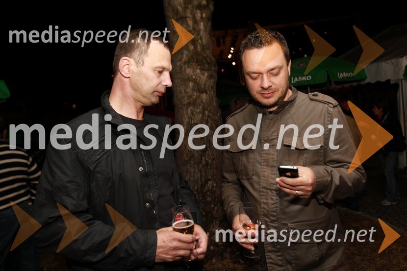 Franc Virtič, komandir policijske postaje 2 Maribor in Sašo Papp, moderator na radiu Center19. Festival Lent 2011, otvoritveni vikend- petek