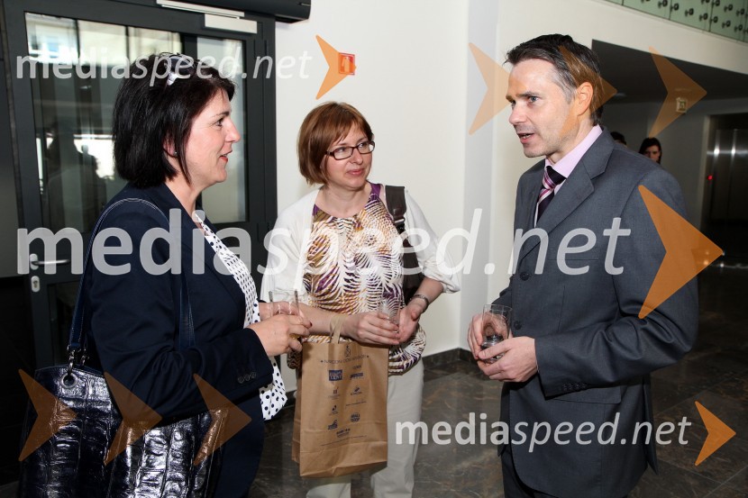 Alenka Senčar, koordinatorka marketinških projektov NKBM, Petra Shirley, NPR s.p. in Igor Kurnik, vodja prodajeSprejem za poslovne partnerje in turistične delavce hotela City Maribor