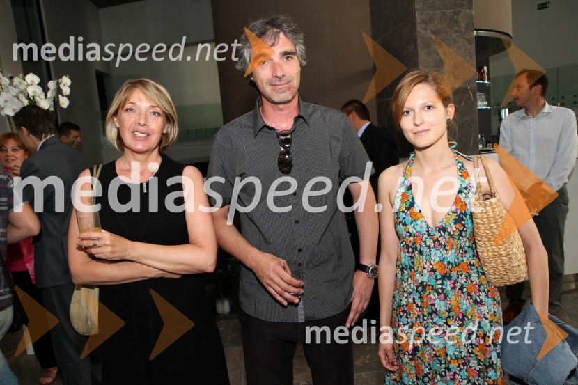 Brigita Pavlič, direktorica Festivala Maribor, Samo Ravter, pomočnik direktorice za trženje Maribor 2012 in Tea Gorič, strokovna sodelavka za projekte Festival MariborSprejem za poslovne partnerje in turistične delavce hotela City Maribor