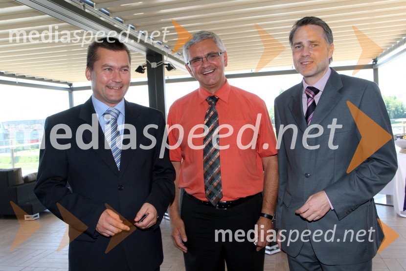 Mitja Klančišar, direktor hotela, Jože Režonja, Relax turizem in Igor Kurnik, vodja prodajeSprejem za poslovne partnerje in turistične delavce hotela City Maribor