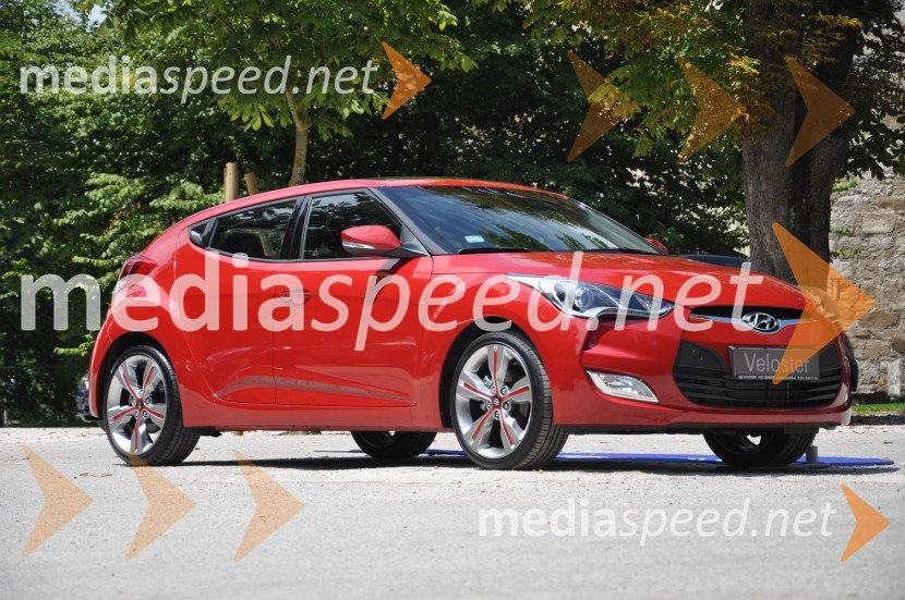 Hyundai Veloster 2012Hyundai Veloster 2012, slovenska predstavitev