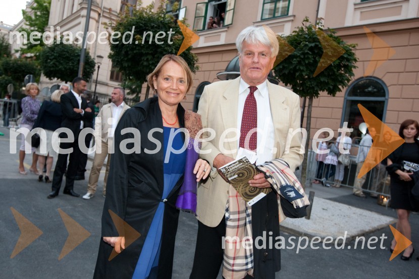 Aleksander Bassin s soprogoFestival Ljubljana 2011, otvoritev